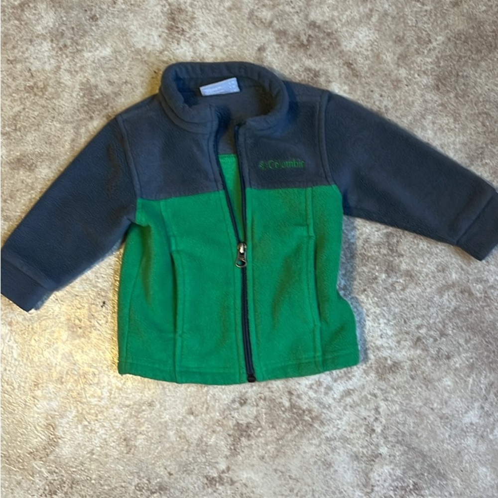 Columbia Two-Tone Green and Gray Fleece Jacket